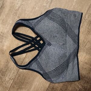 New Balance Sports Bra XL with Removable Padding